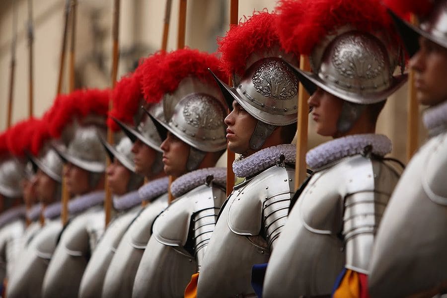 Swiss_Guard_2_Swearing_in_Ceremony_at_the_Vatican_City_on_May_6_2015_Daniel_Iba_n_ez_CNA_5_6_15